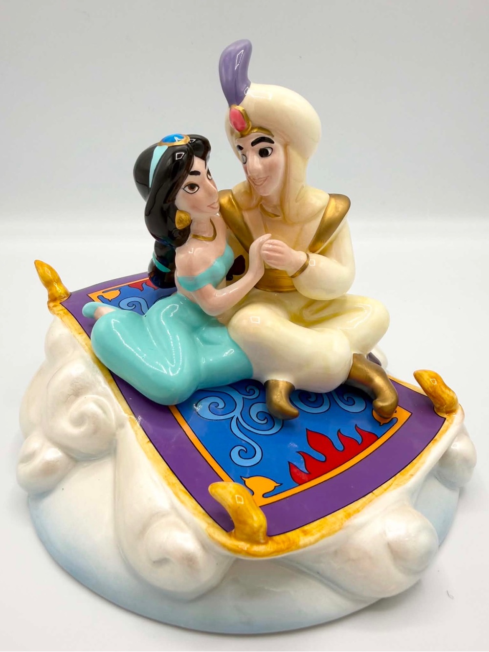Disney Aladdin & Jasmine on Carpet Music Box by Schmid "A Whole New World" C3